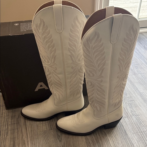 ARIAT Leather Belle Stretch Fit Tall Western Boots in Moonbeam Size 10 NEW - Picture 7 of 16